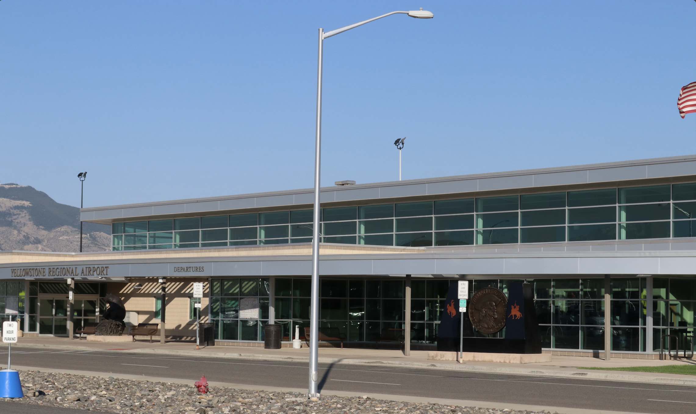 Yellowstone Regional Airport Big Horn Radio Network Wyoming   Yellowstone Regional Airport 