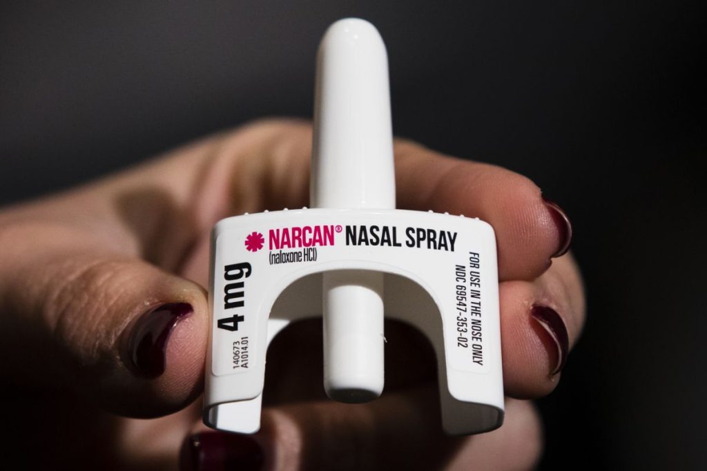 Narcan approved without a prescription