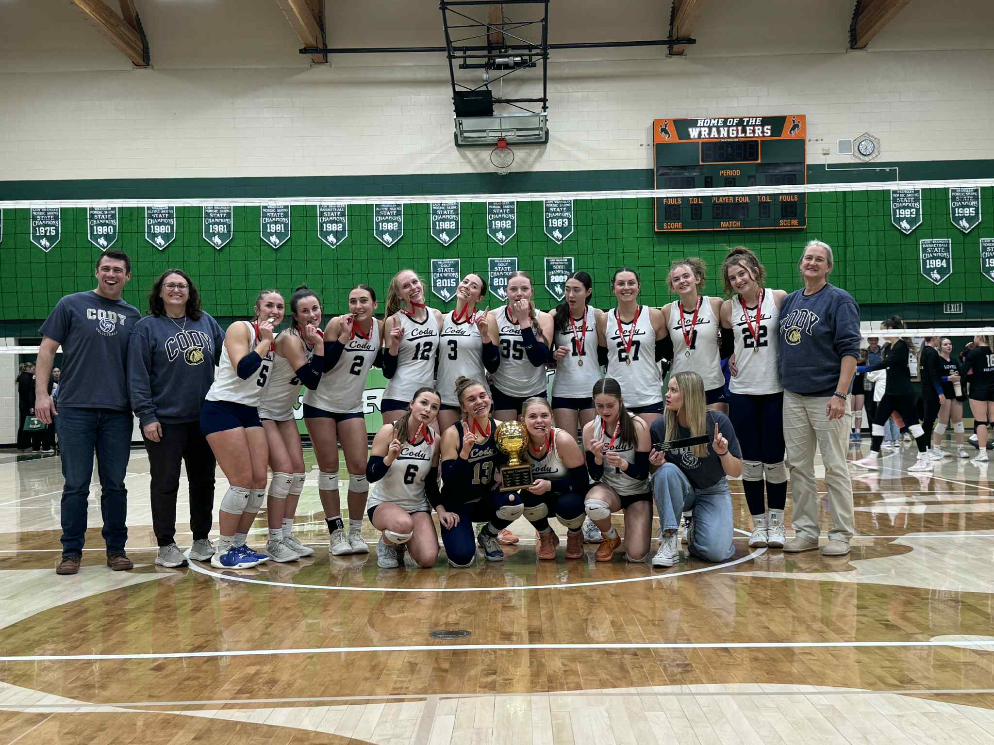 Cody Fillies Volleyball Advance to State